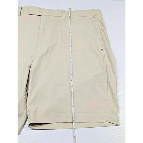 RLX Ralph Lauren Golf Men's Classic Fit Performance Shorts Basic Sand Size 40 - Picture 7 of 9